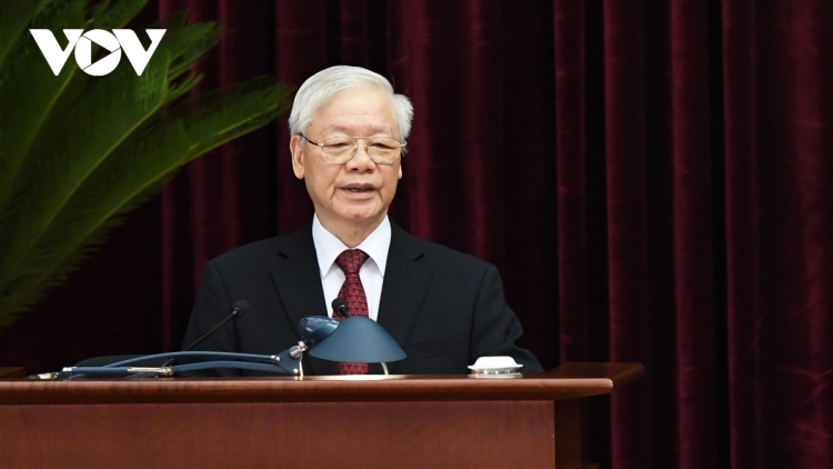Party chief appeals for more efforts to combat COVID-19